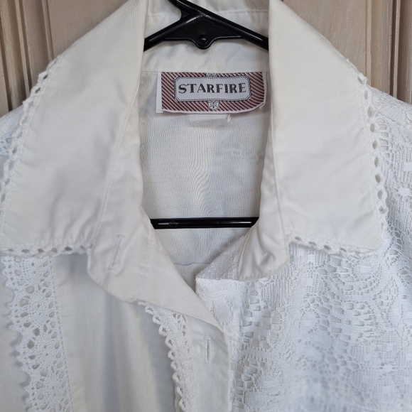 Starfire White Shirt SzL Short Sleeves No IronCrochet Detail Alternate - Picture 3 of 10
